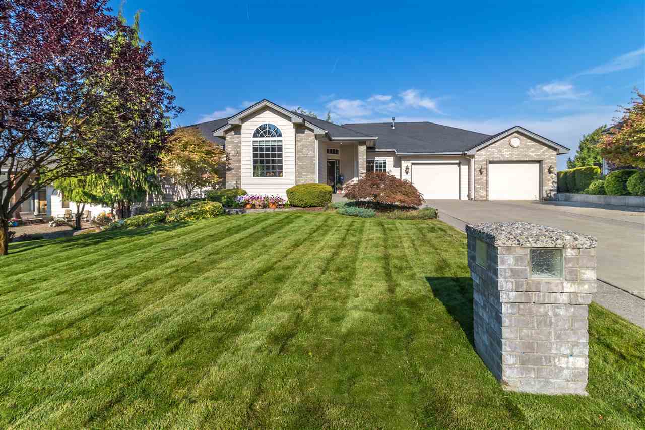 Property Photo: 8302 S West Terrace Dr WA 99004