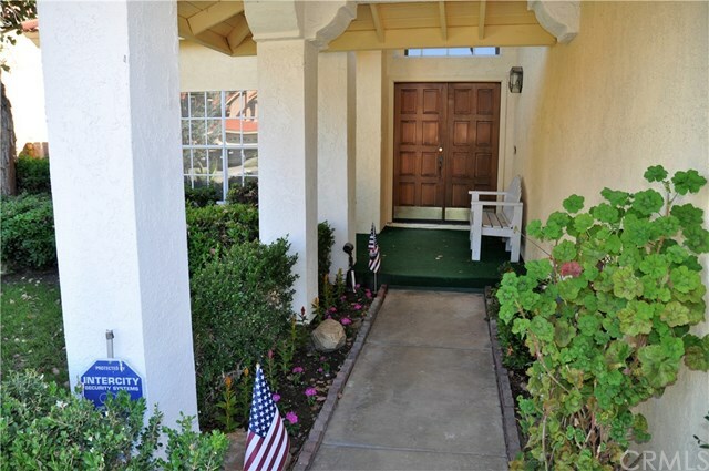 Property Photo:  24571 New Haven Drive  CA 92562 