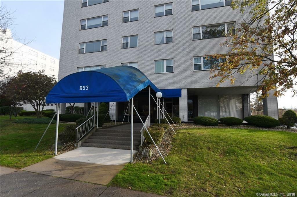 Property Photo: 893 Farmington Avenue 5K CT 06119