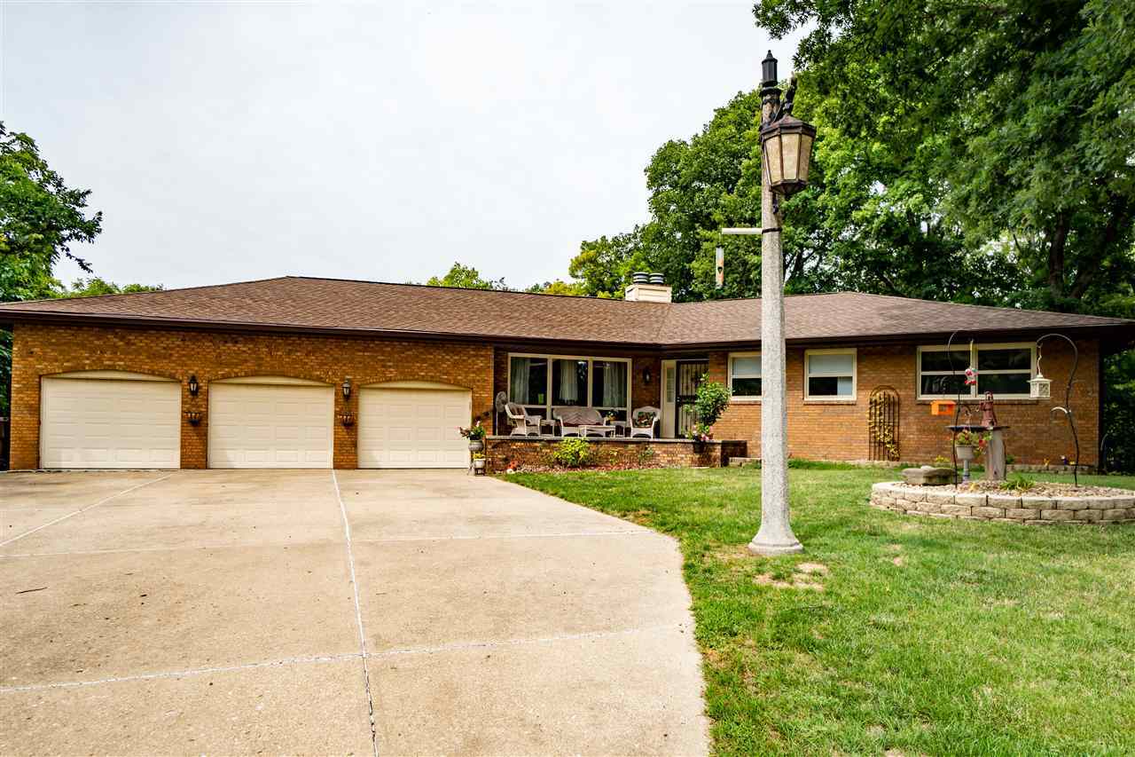 Property Photo:  3322 W Parkridge  IL 61604 