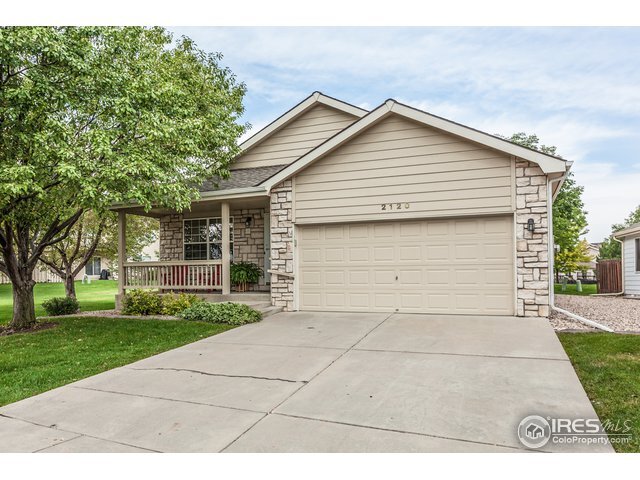 Property Photo: 2120 Summerstone Ct CO 80525