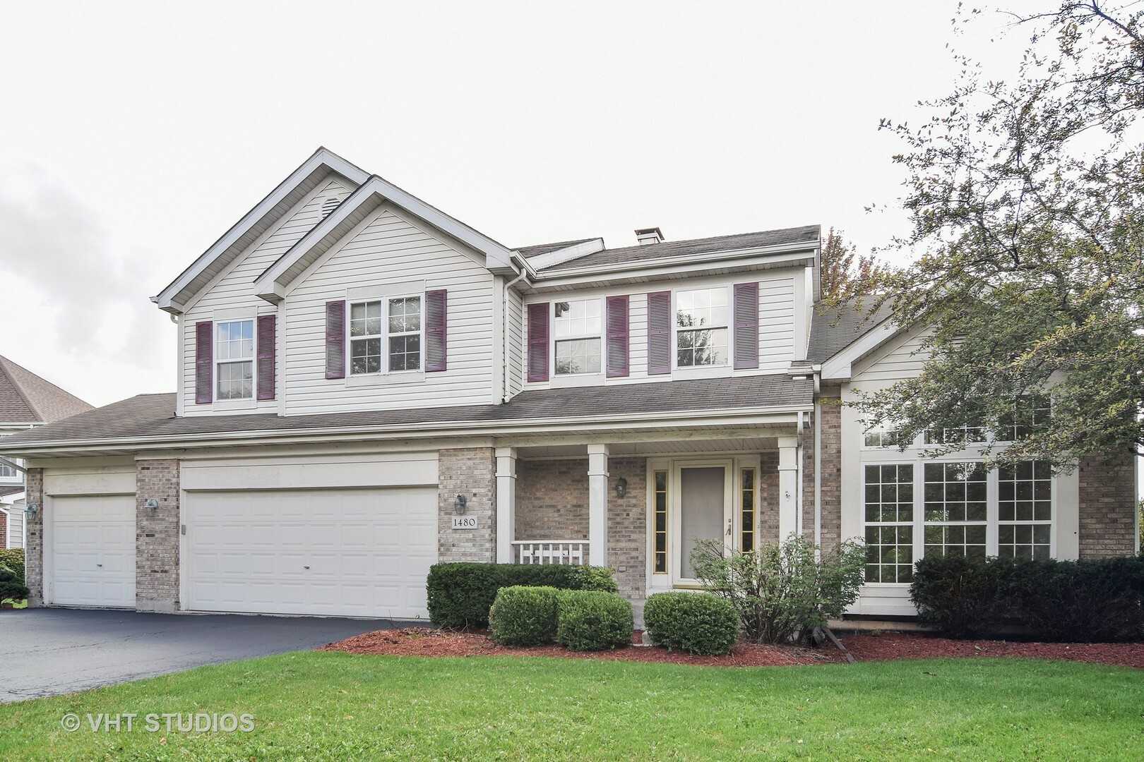 Property Photo: 1480 Anvil Court IL 60103