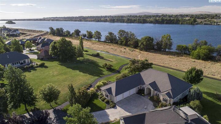 4 Buttercup Ct  Pasco WA 99301 photo