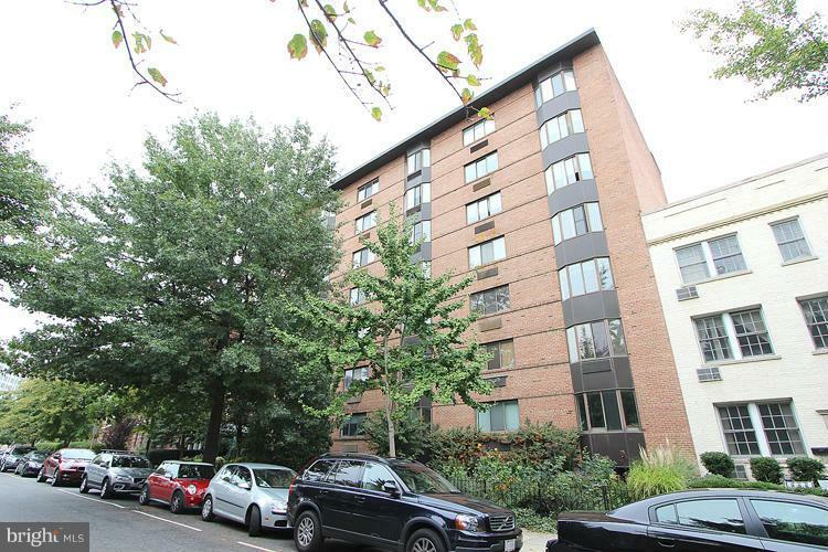 Property Photo:  1825 T Street NW 503  DC 20009 