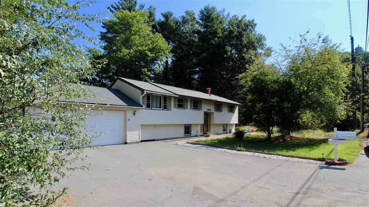 Property Photo: 31 White Plains Drive NH 03062
