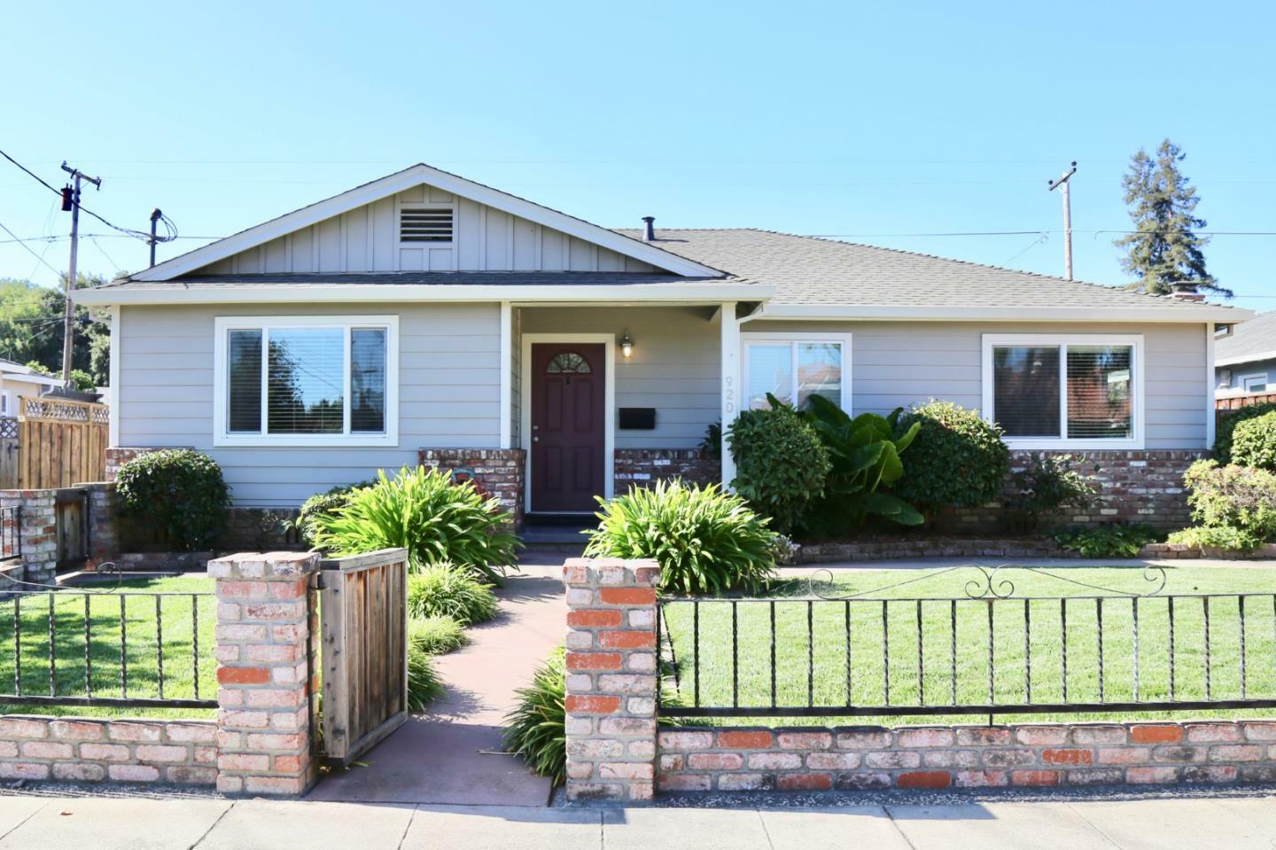 Property Photo:  920 West Iowa Avenue  CA 94086 