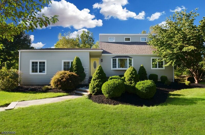 Property Photo:  131 Hockenbury Dr  NJ 08826 