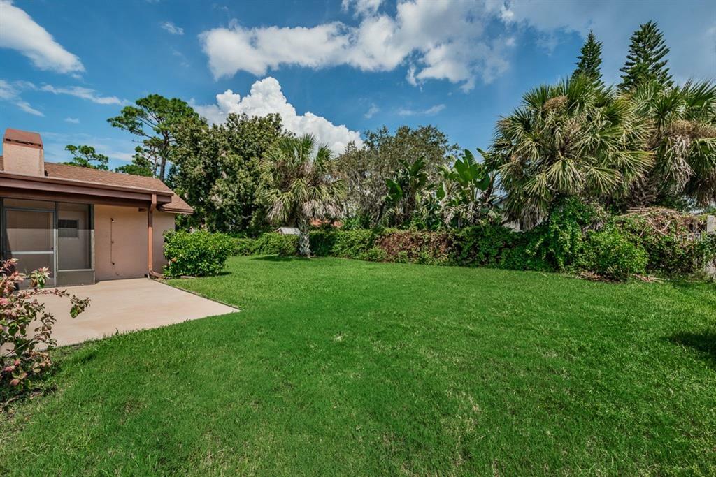 Property Photo:  1362 Riverside Drive  FL 34689 