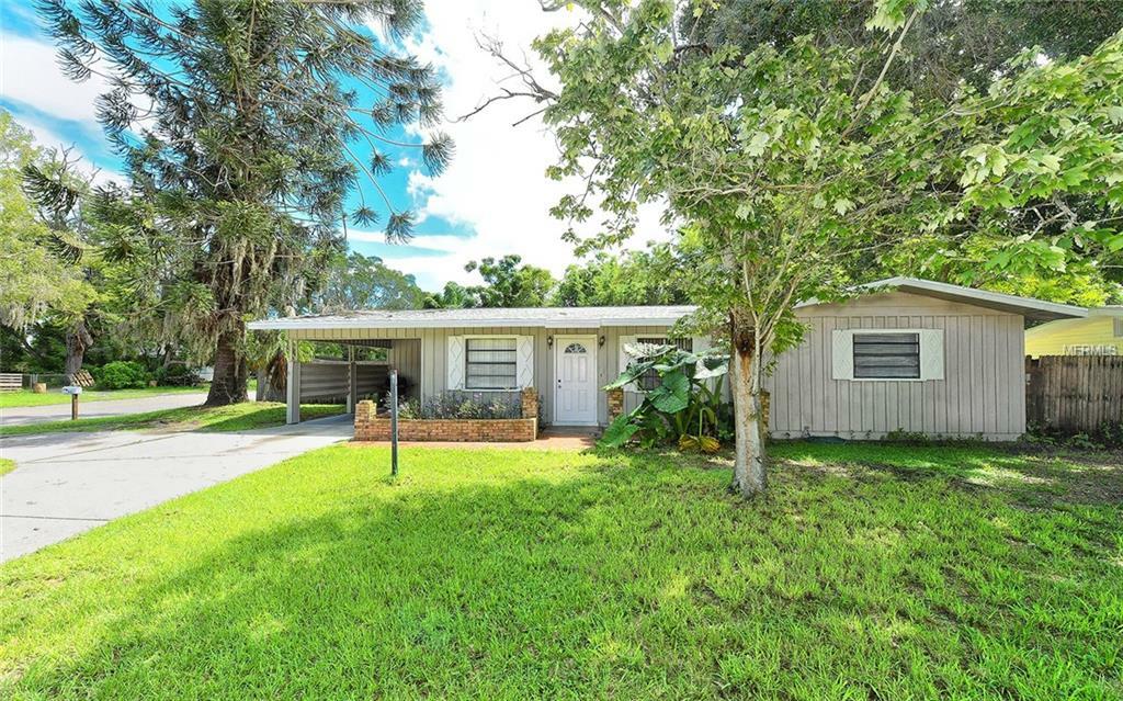 Property Photo:  431 S Tuttle Avenue  FL 34237 