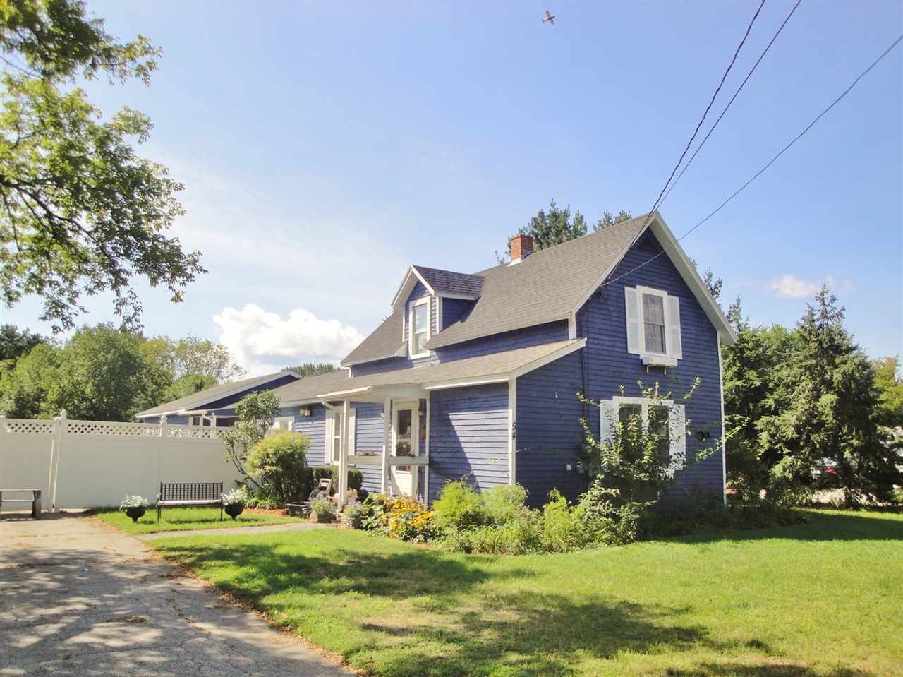 Property Photo:  54 Pembroke Road  NH 03301 