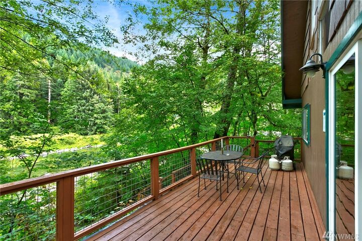 Property Photo:  52913 S Riverside Road  WA 98256 