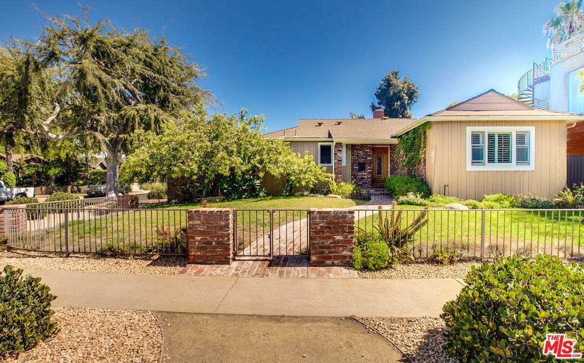 Property Photo:  3250 Cabrillo  CA 90066 