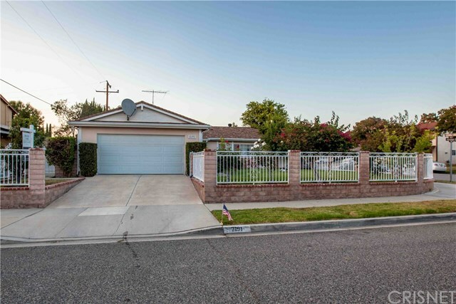 Property Photo:  2191 Abraham Street  CA 93065 