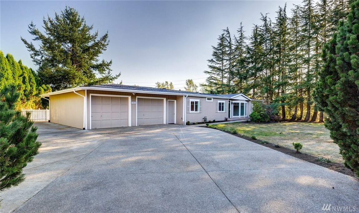 Property Photo:  3201 Creasy Rd  WA 98240 