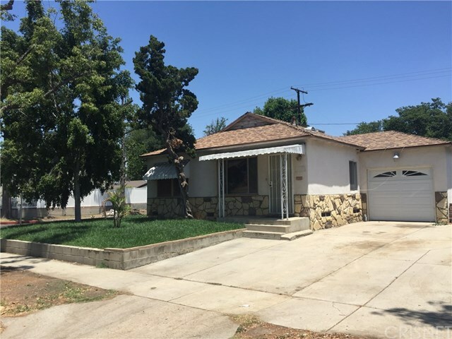 Property Photo:  8072 Hazeltine Avenue  CA 91402 