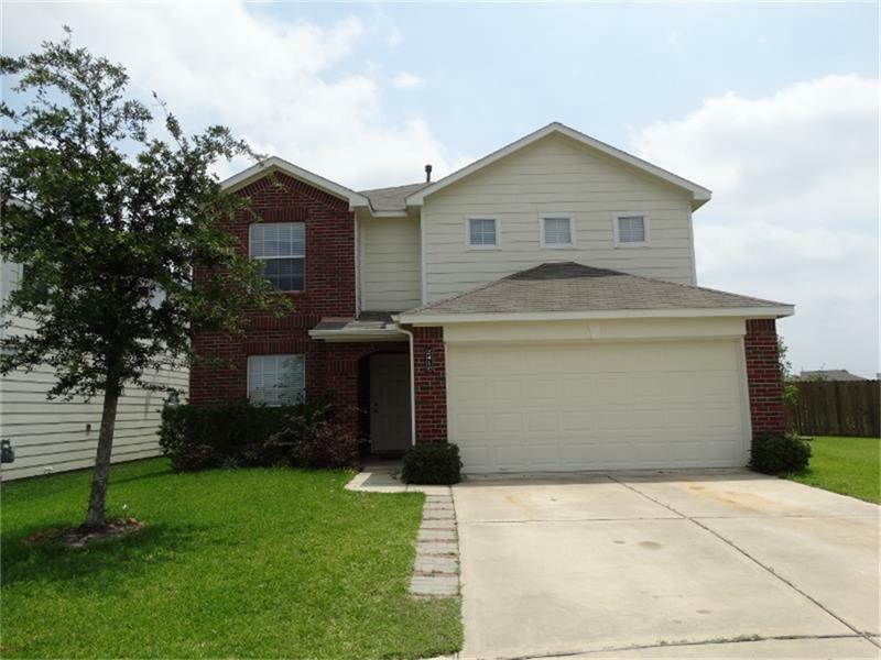 Property Photo: 2410 Lakecrest Village Court TX 77493