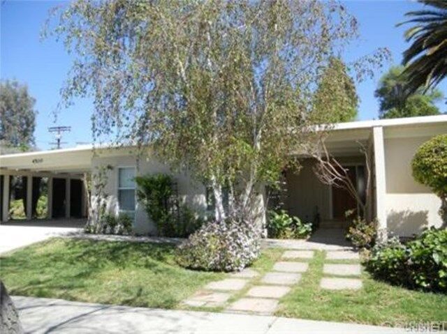 Property Photo:  4500 S Stark Avenue  CA 91364 