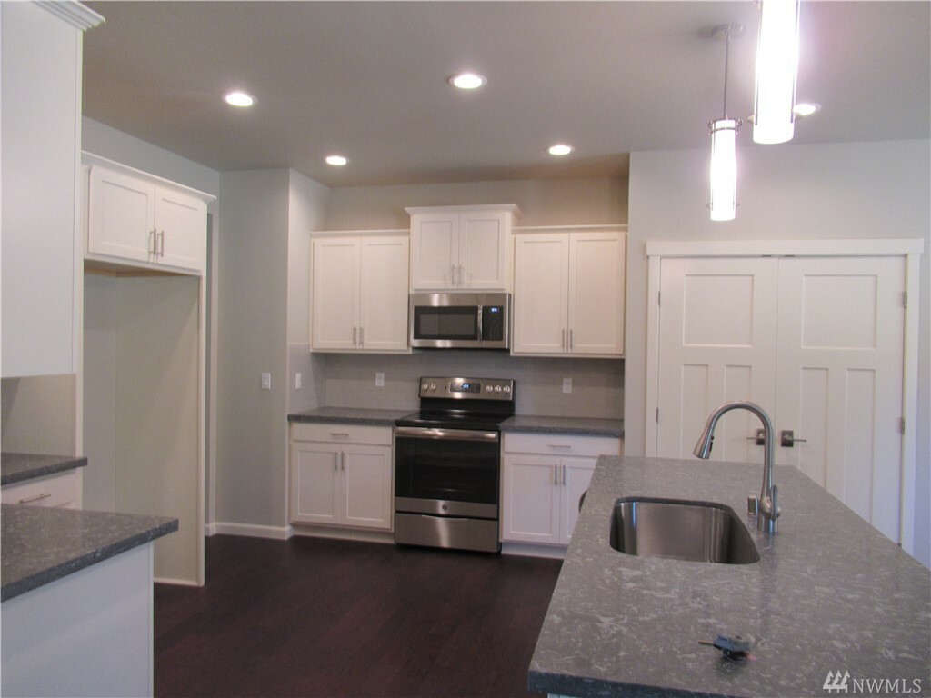 Property Photo: 7406 SE Nelson Rd WA 98359