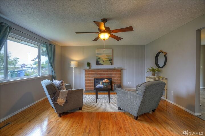 Property Photo:  1735  118th Street S  WA 98444 