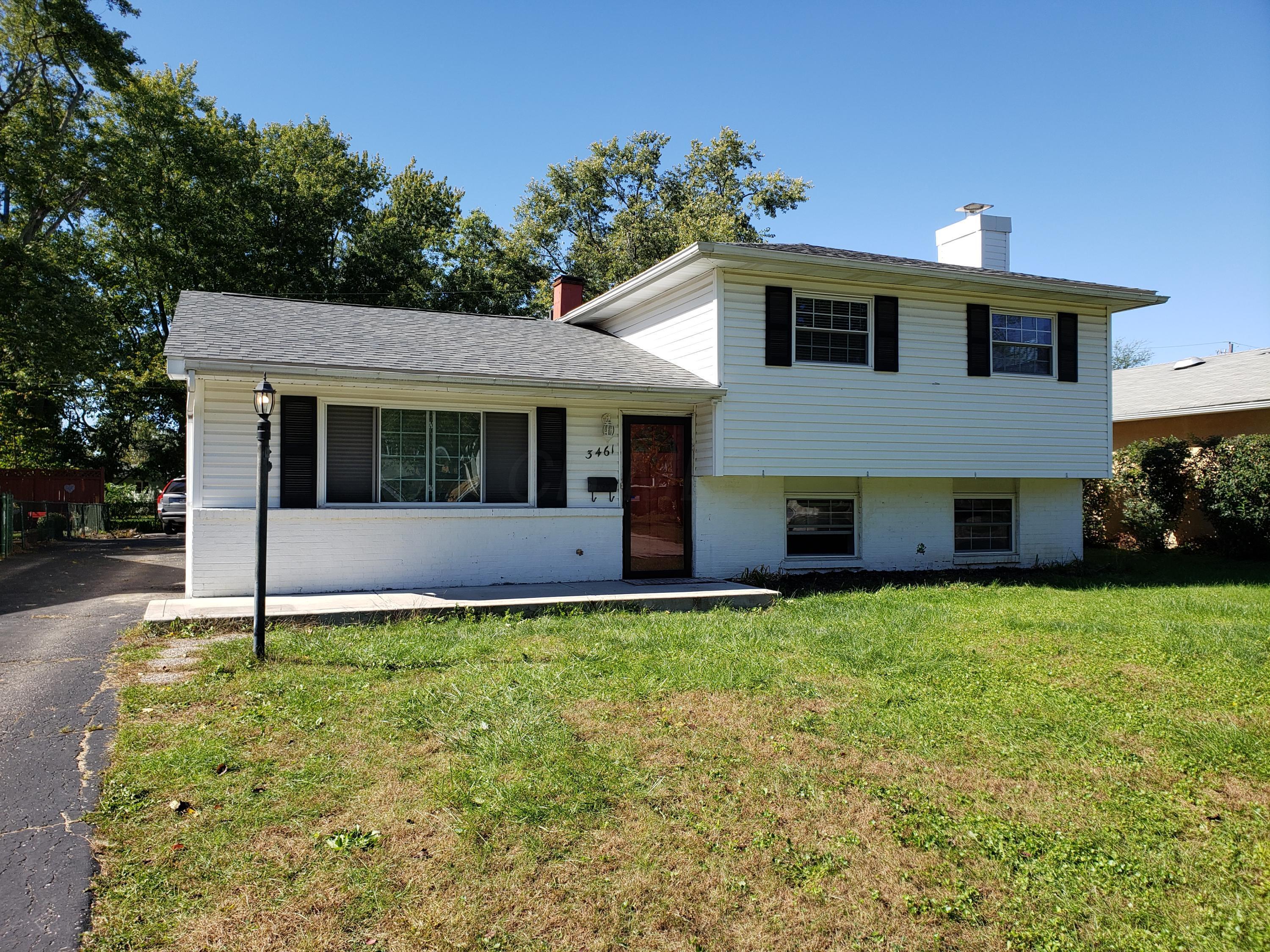 Property Photo: 3461 Farley Drive OH 43026