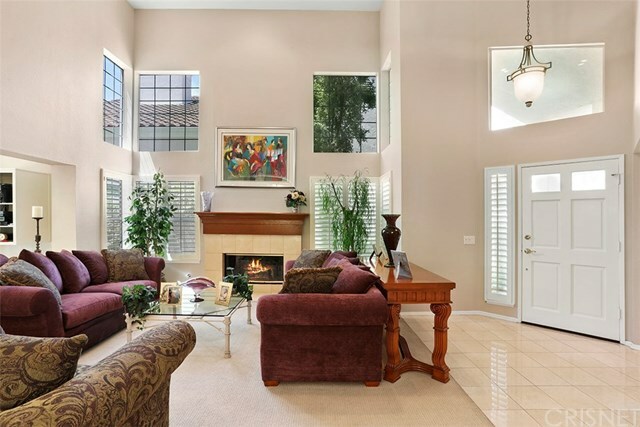 Property Photo:  24626 Vista Cerritos Street  CA 91302 