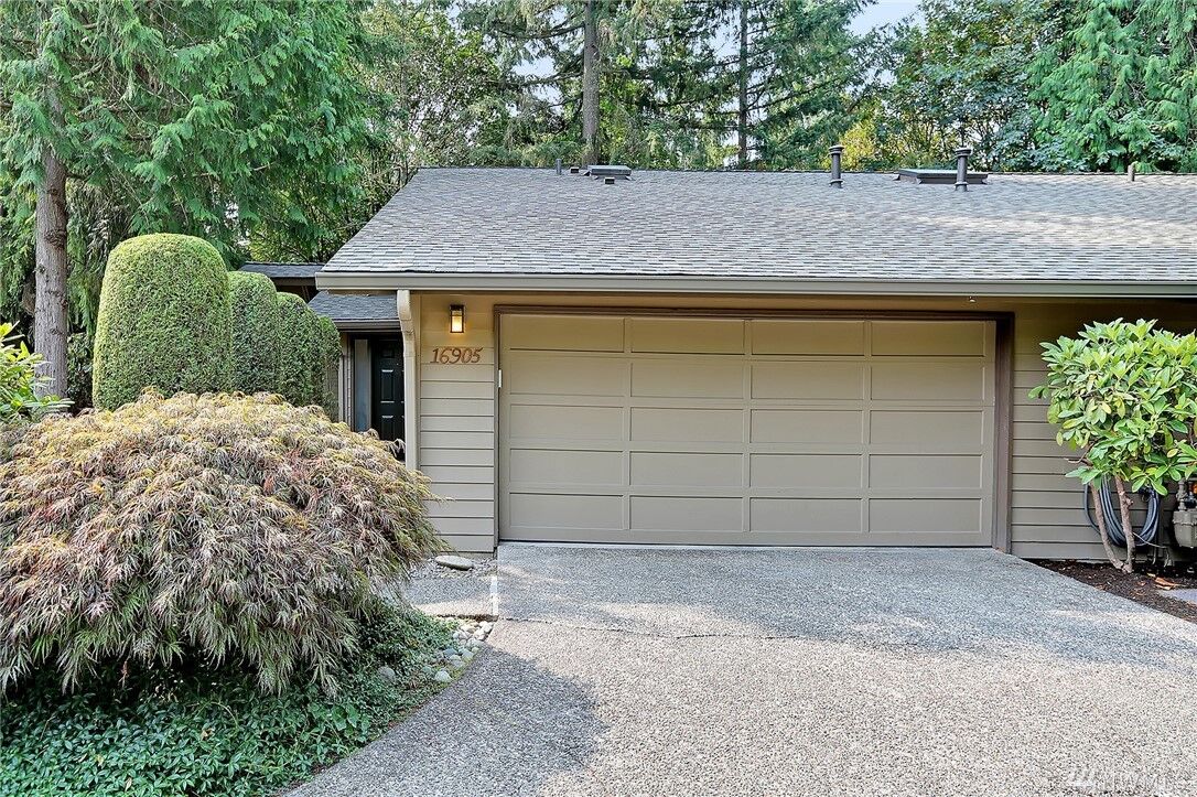 Property Photo: 16905 NE 1st St WA 98008