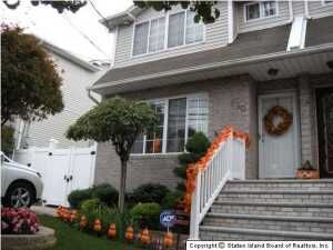 Property Photo: 990 Rockland Avenue NY 10314