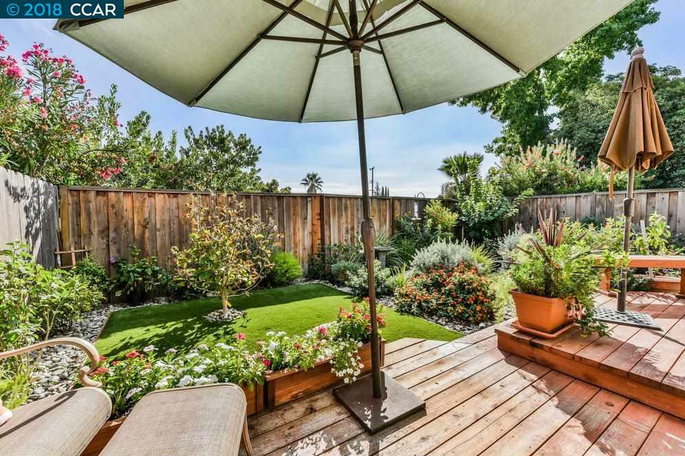 Property Photo: 427 Glacier Dr CA 94553