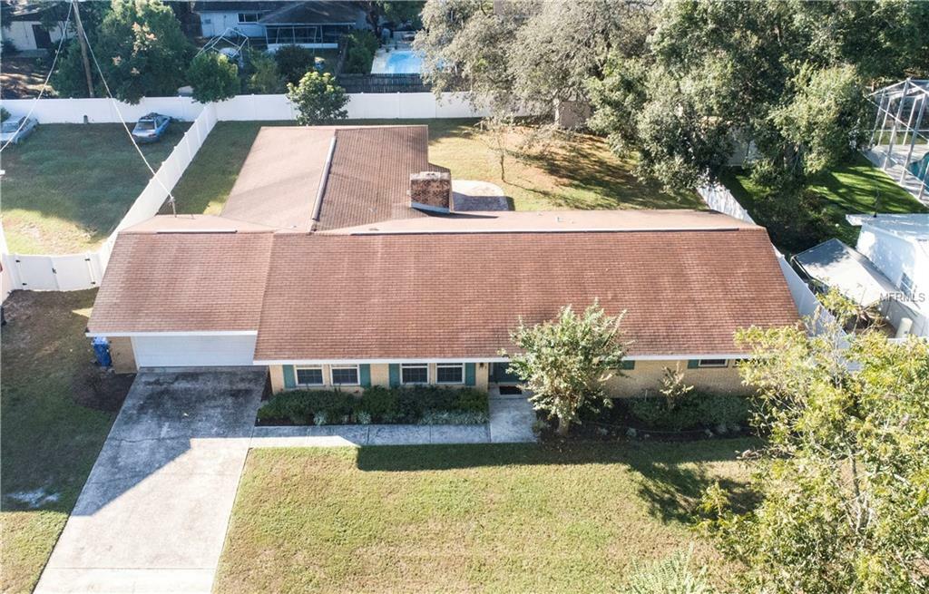 Property Photo: 519 Charles Place FL 33511