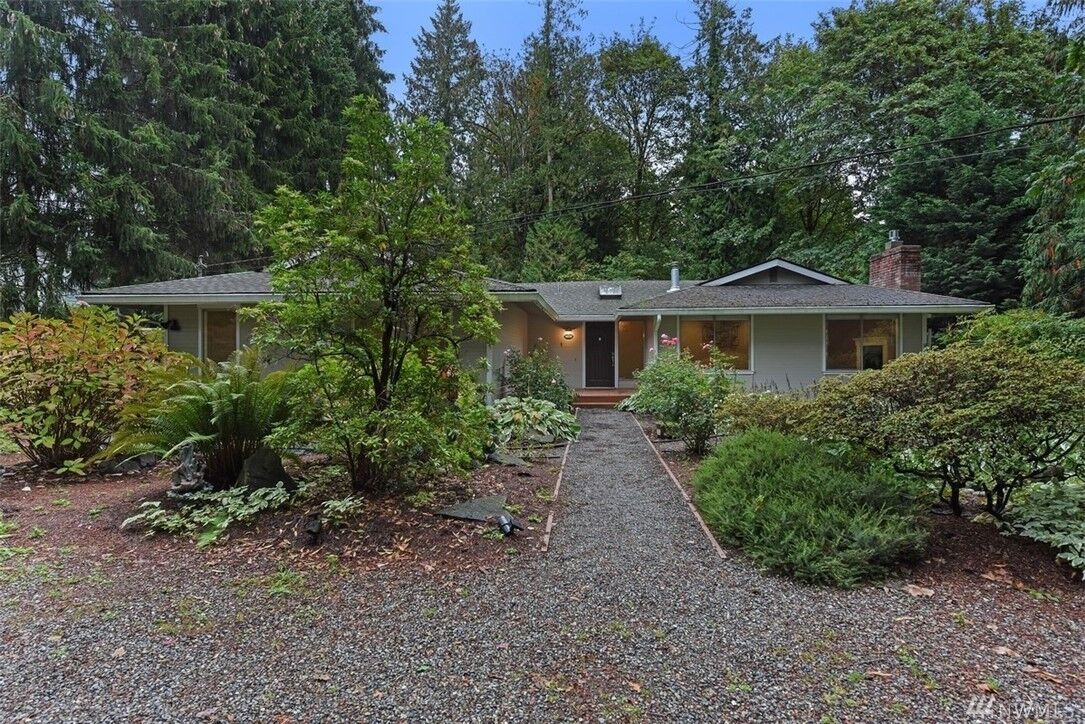 Property Photo: 9628 NE 200th St WA 98011