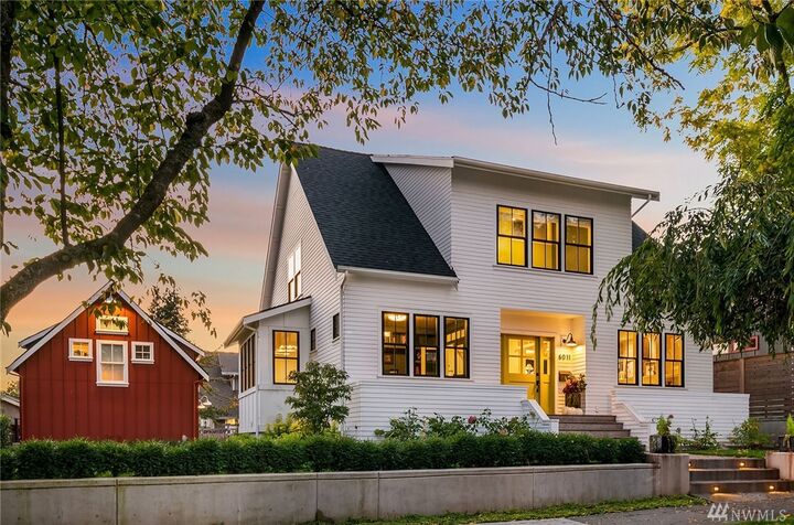 6011 33rd Ave NE  Seattle WA 98115 photo