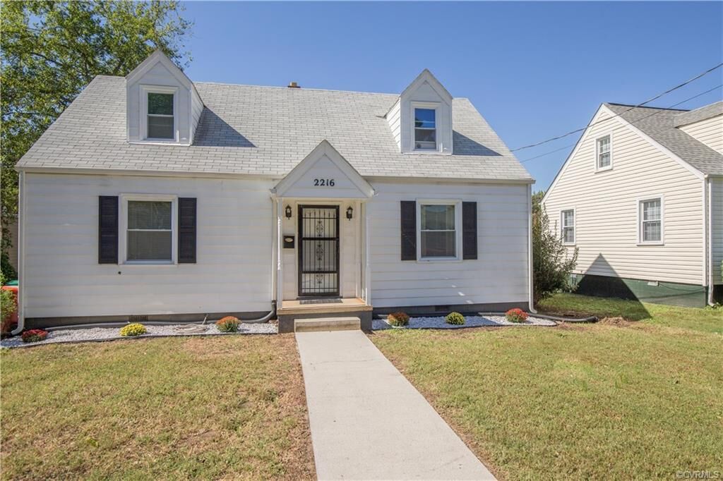 Property Photo:  2216 Franklin Avenue  VA 23834 