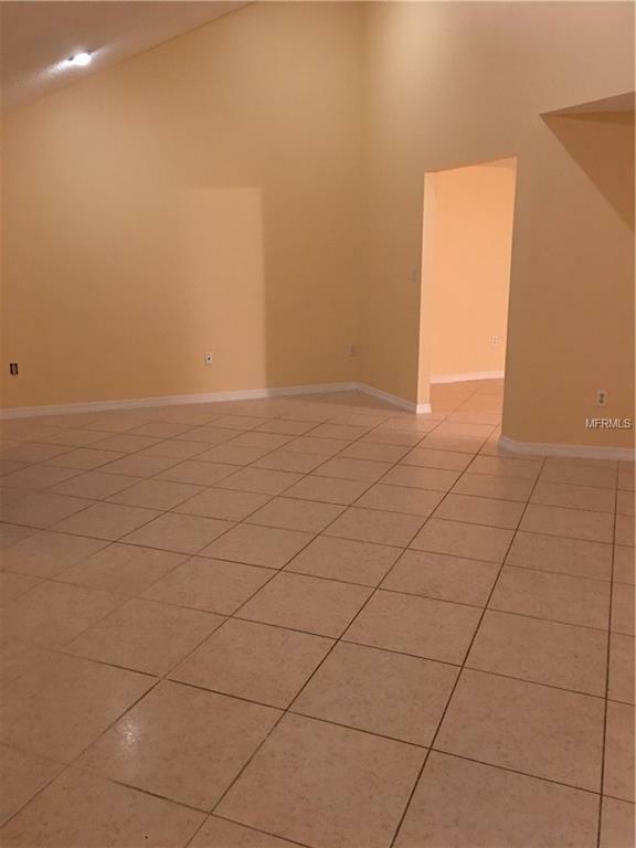 Property Photo:  5246 Moeller Avenue  FL 34233 