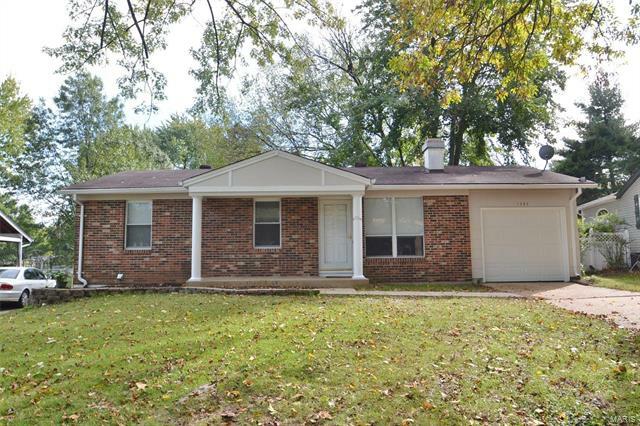 Property Photo: 1384 Trails Drive 63026