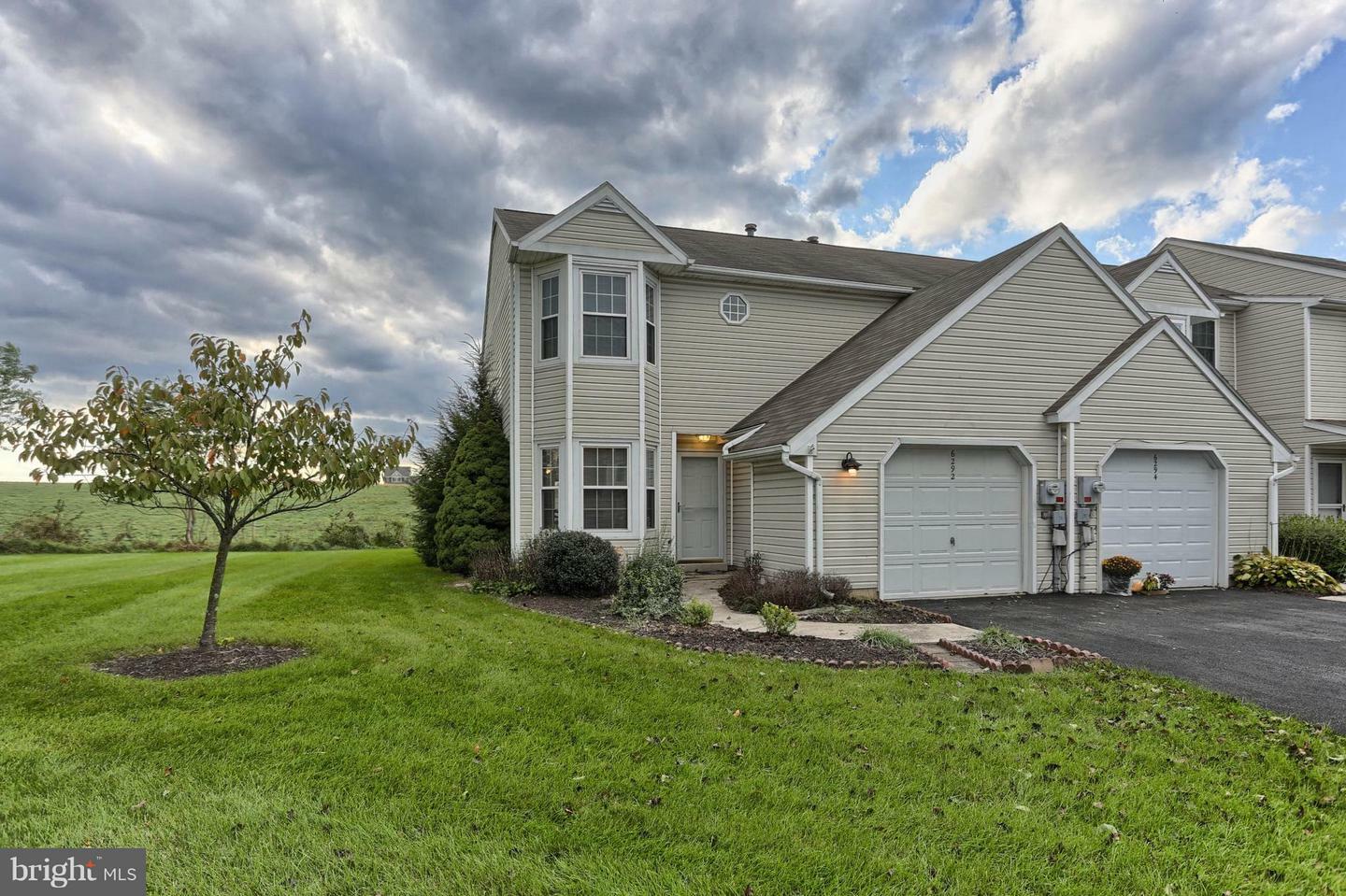 Property Photo: 6292 Spring Knoll Drive PA 17111
