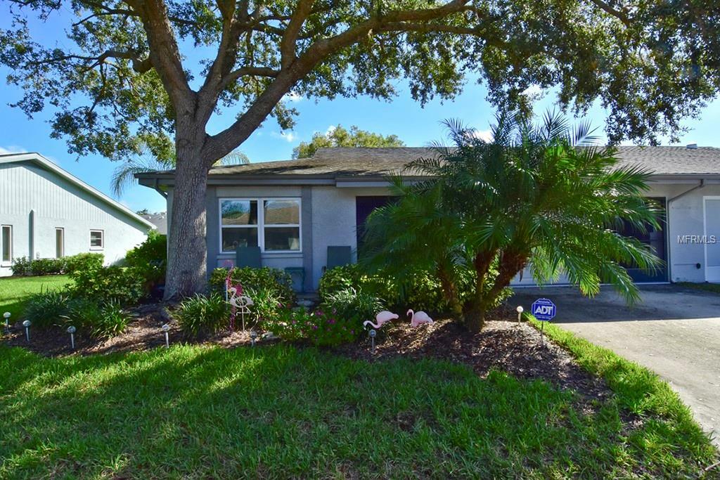 Property Photo:  2506 Lancaster Drive  FL 33573 