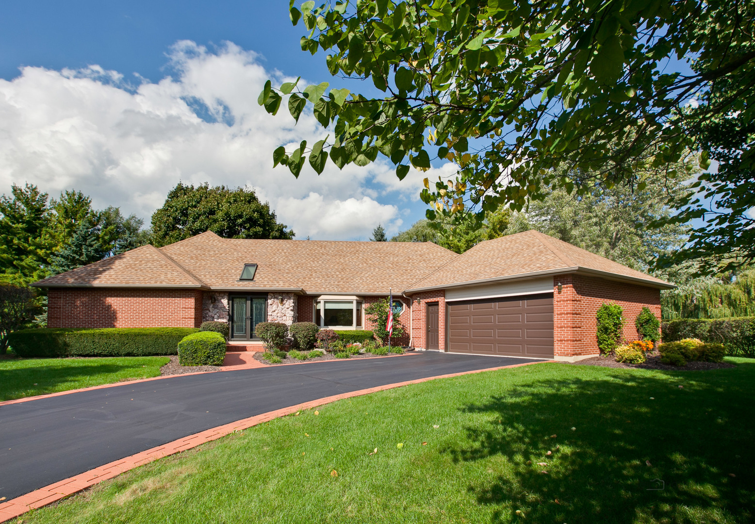 Property Photo:  25942 North Tahoe Court  IL 60060 