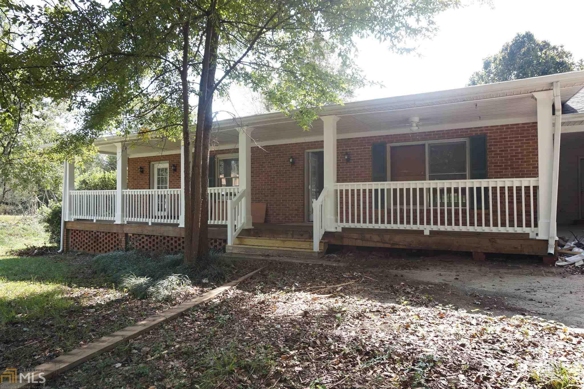 Property Photo: 435 Vincent Dr GA 30607