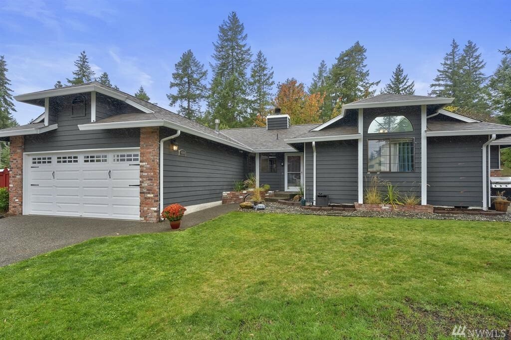 Property Photo: 4670 NW Springtree Ct WA 98383