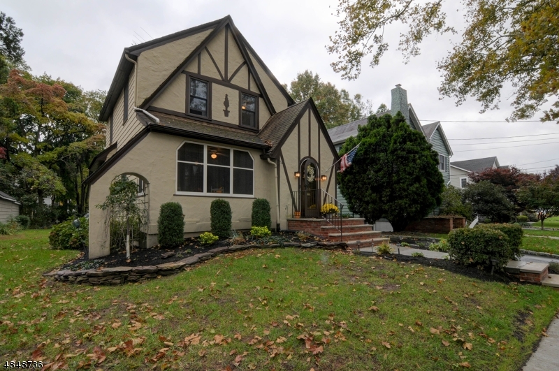 Property Photo:  102 Adams Ave  NJ 07016 