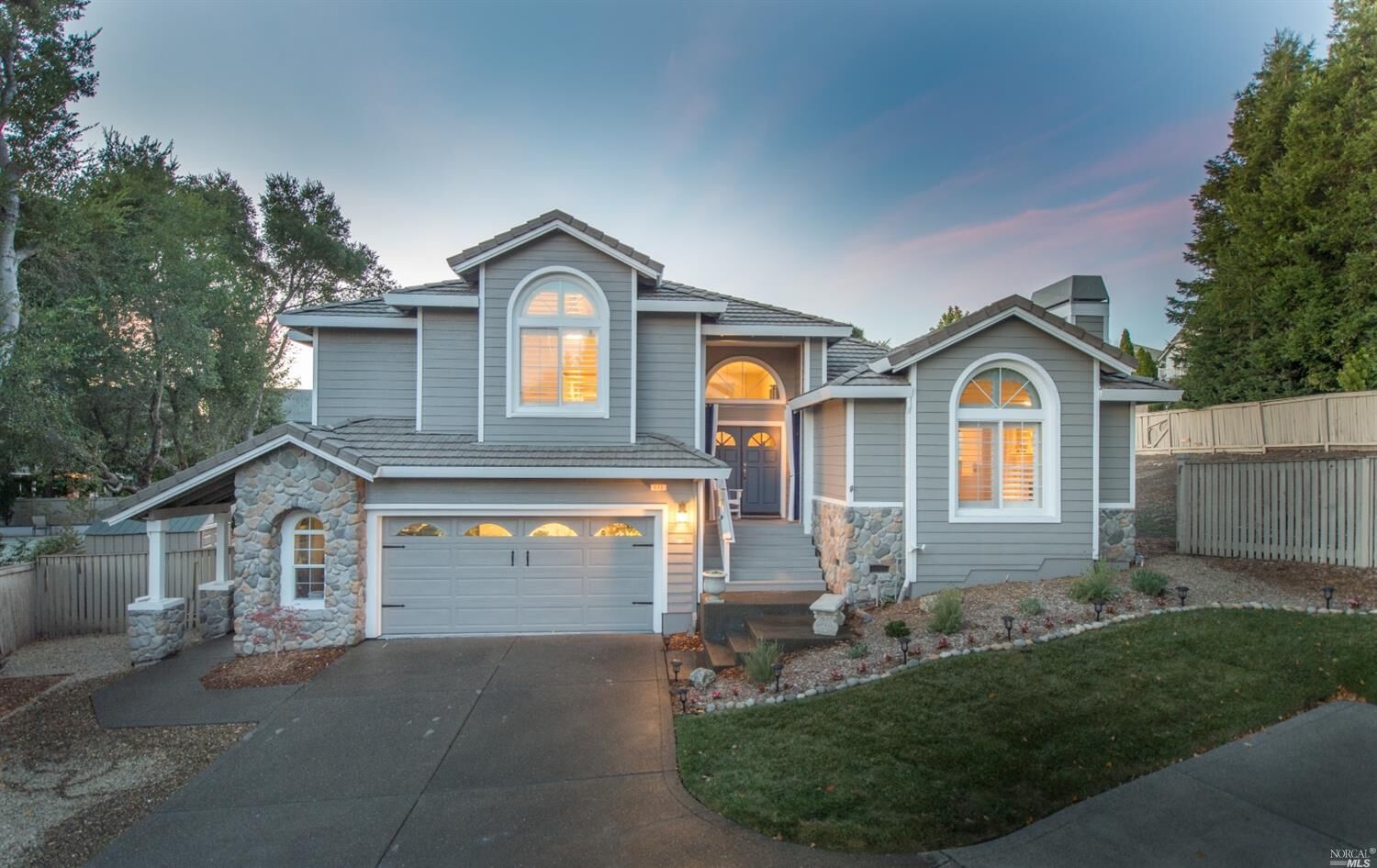 Property Photo:  418 Nottingham Court  CA 94954 