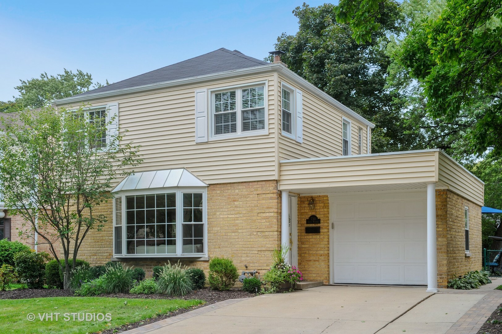 Property Photo: 730 South Mitchell Avenue IL 60005