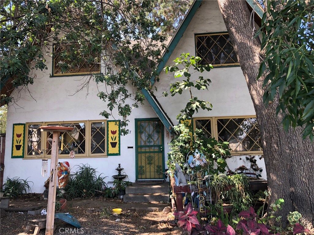 Property Photo: 4527 Whitewood Avenue CA 90808