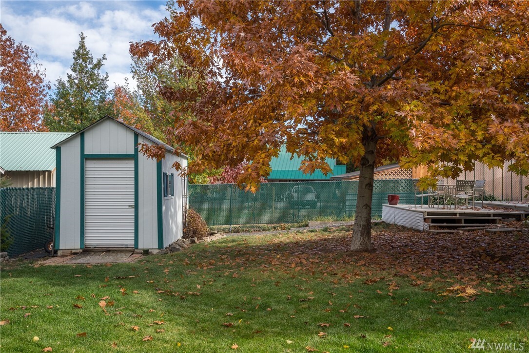 Property Photo:  840 Crawford Ave  WA 98801 