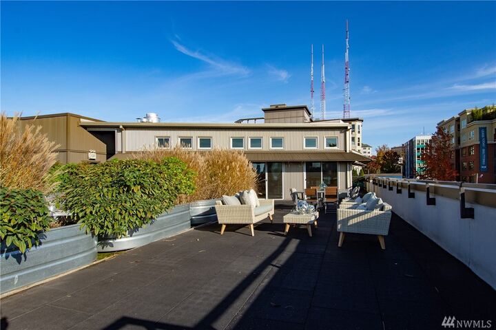 1410 E Pine St 425  Seattle WA 98122 photo