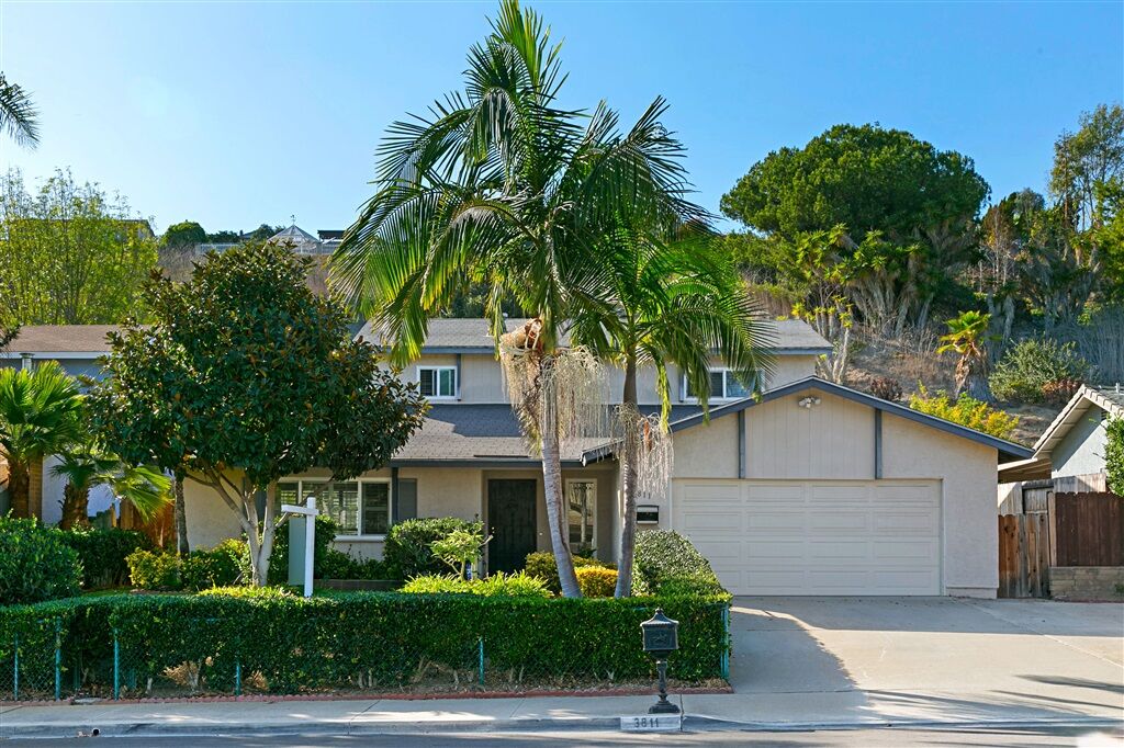 Property Photo: 3811 Sierra Morena Ave CA 92010