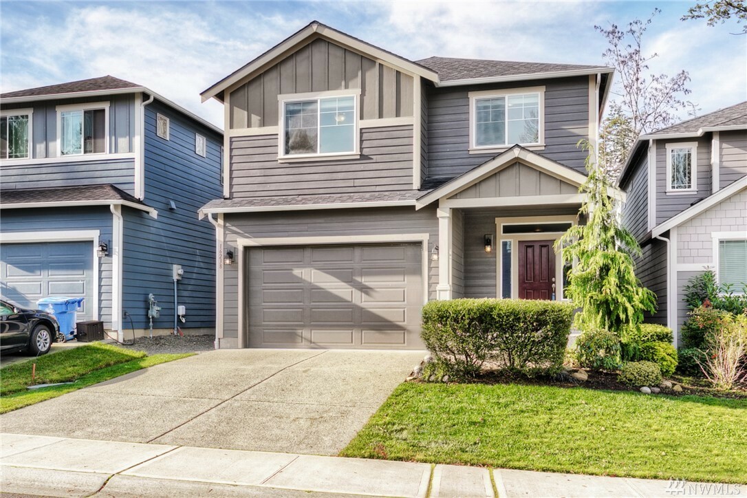Property Photo: 16238 76th Av Ct E WA 98375
