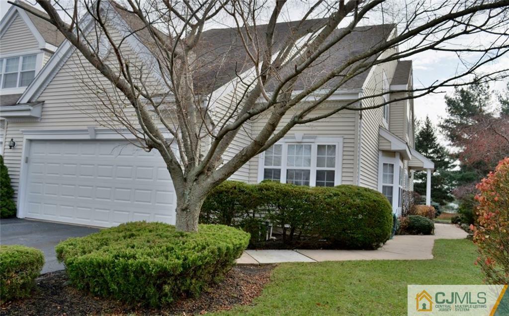 Property Photo:  28 Breckenridge Lane  NJ 08831 