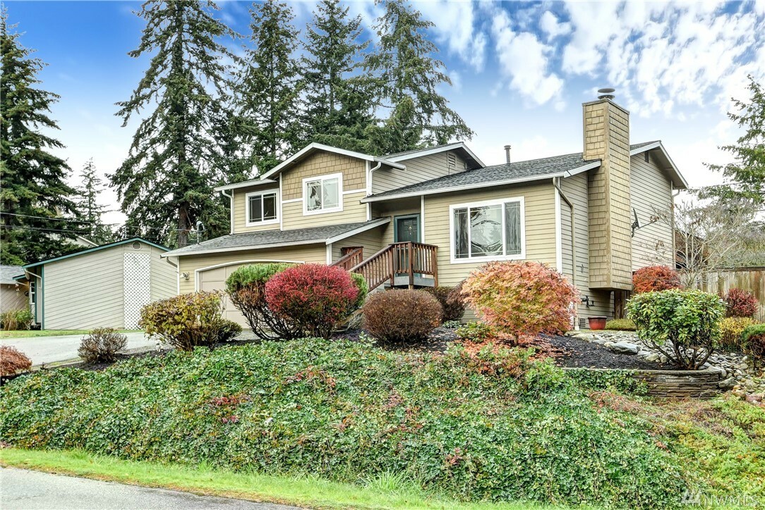 Property Photo:  20631 Crawford Rd  WA 98036 