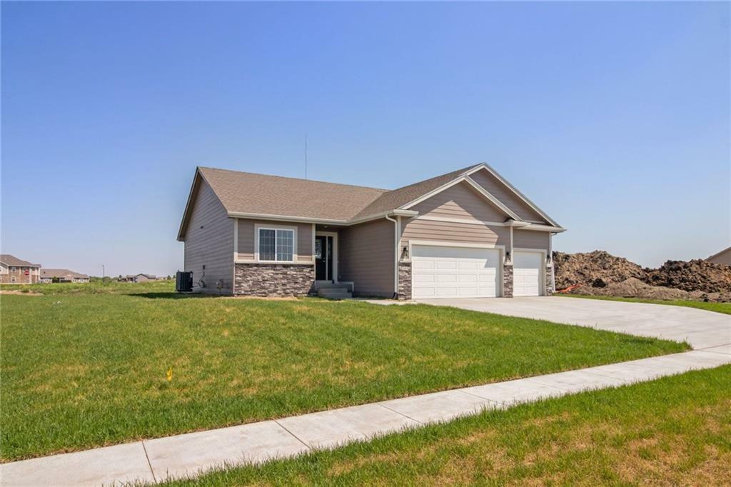 Property Photo:  203 31st Street SE  IA 50009 